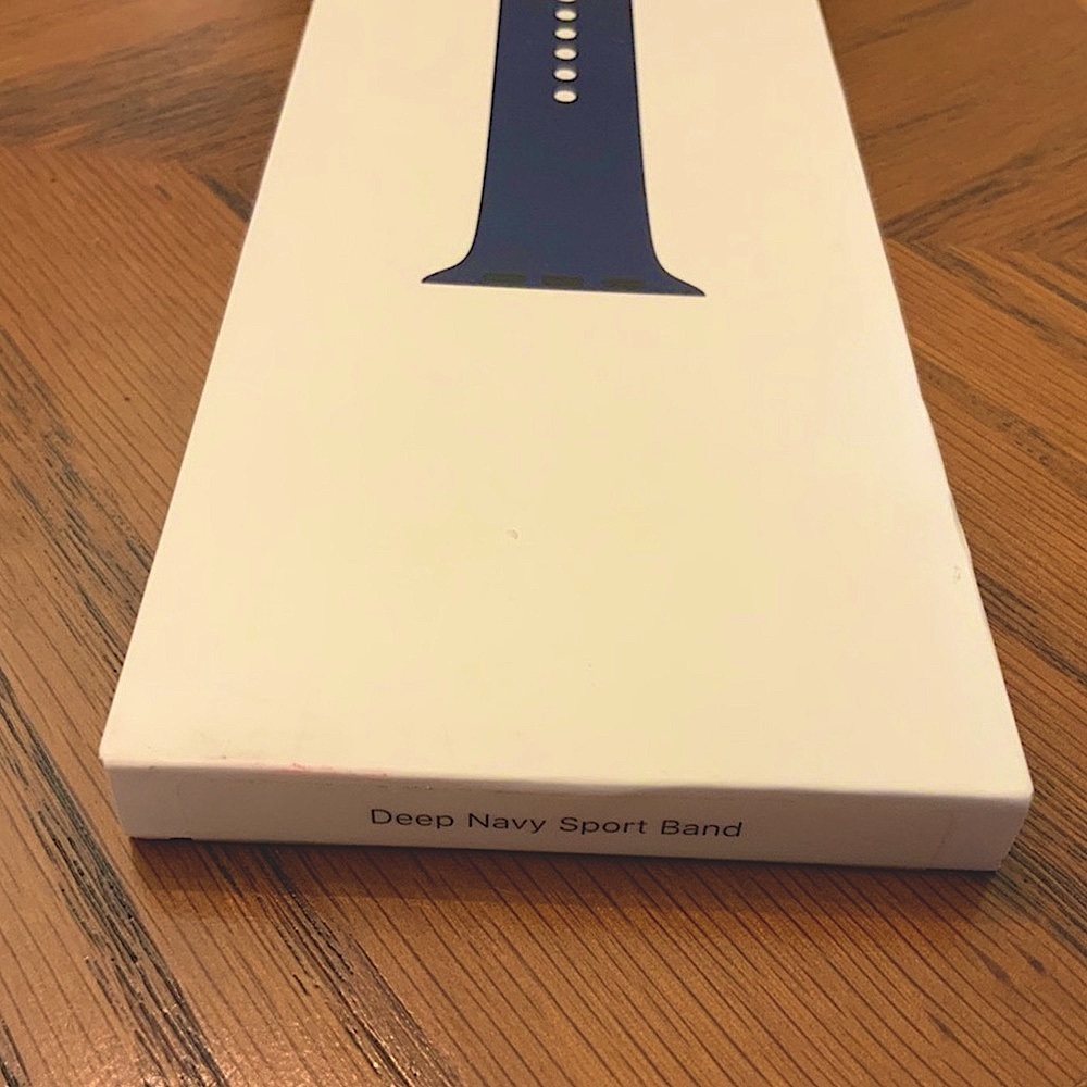 DEEP NAVY Genuine Authentic Apple Watch Sport Band in box